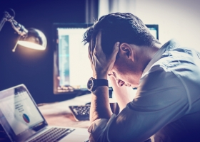 Men's Social Stress Linked to Decreased Life Expectancy